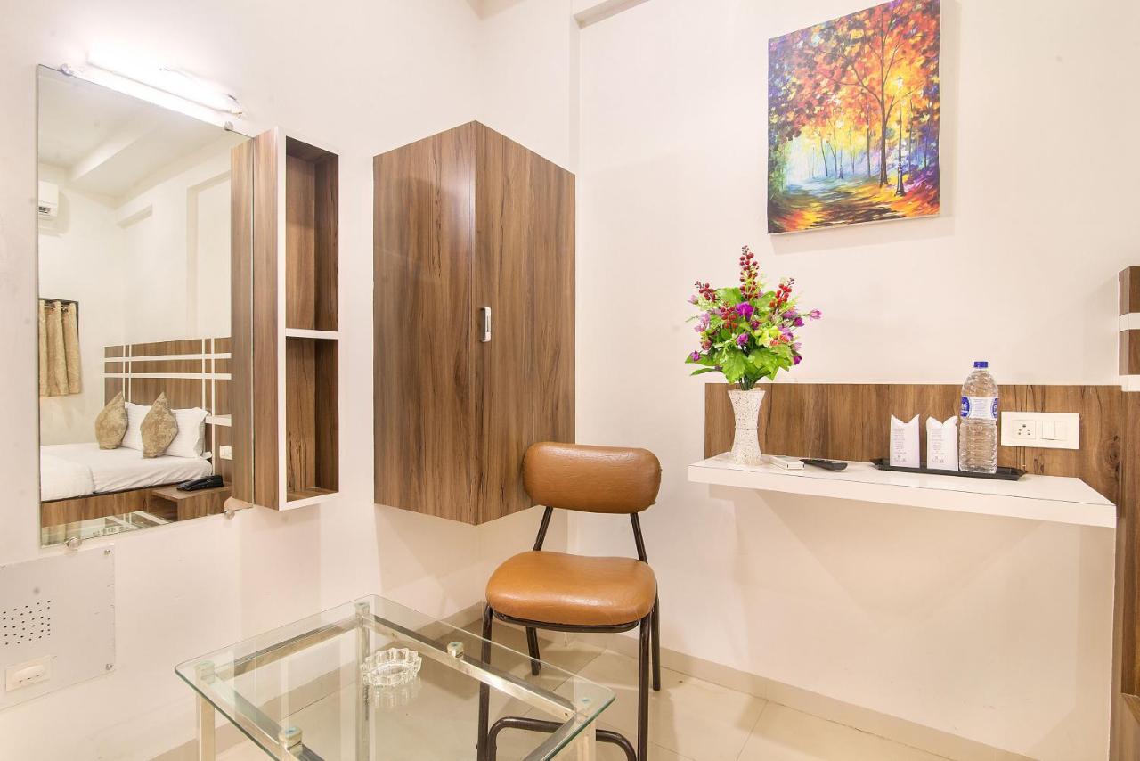 Hotel Satkar Σουράτ Εξωτερικό φωτογραφία