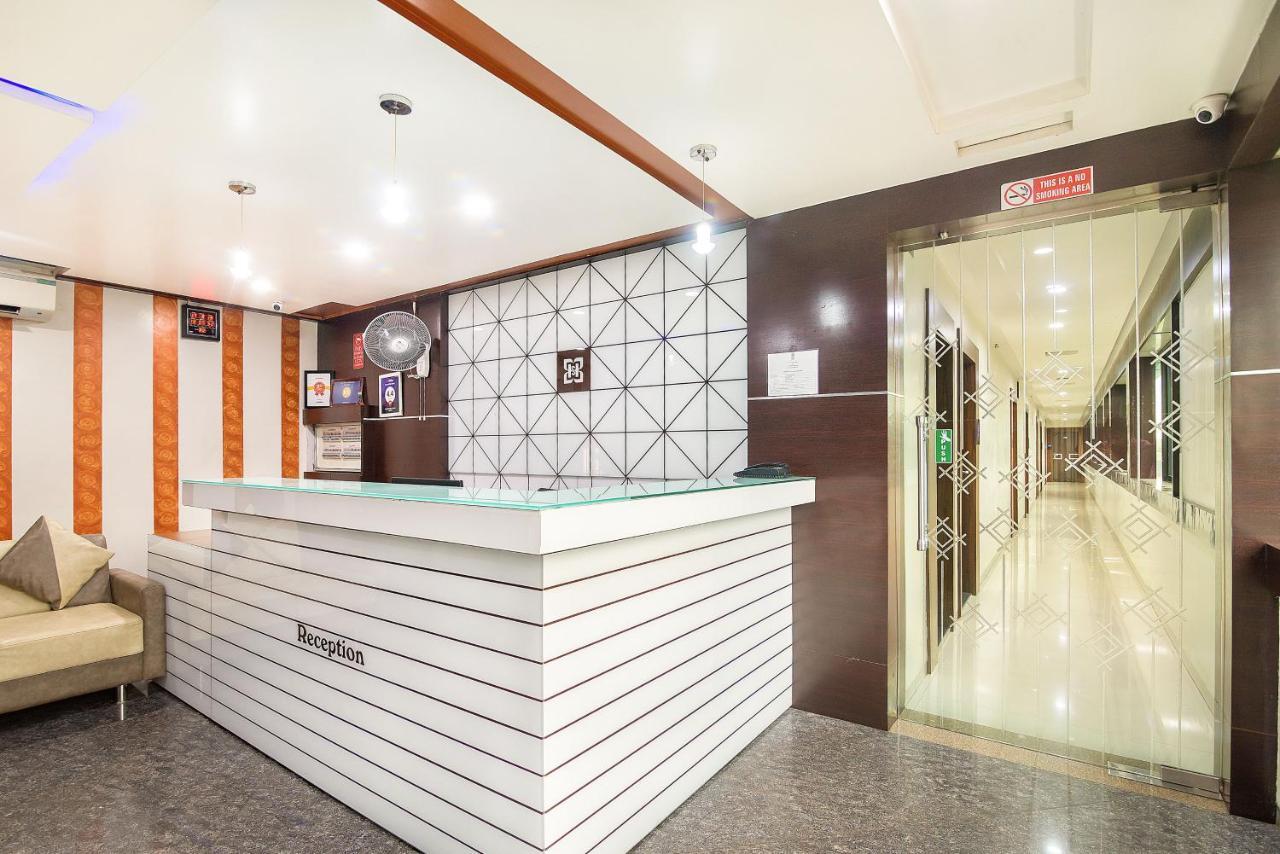 Hotel Satkar Σουράτ Εξωτερικό φωτογραφία
